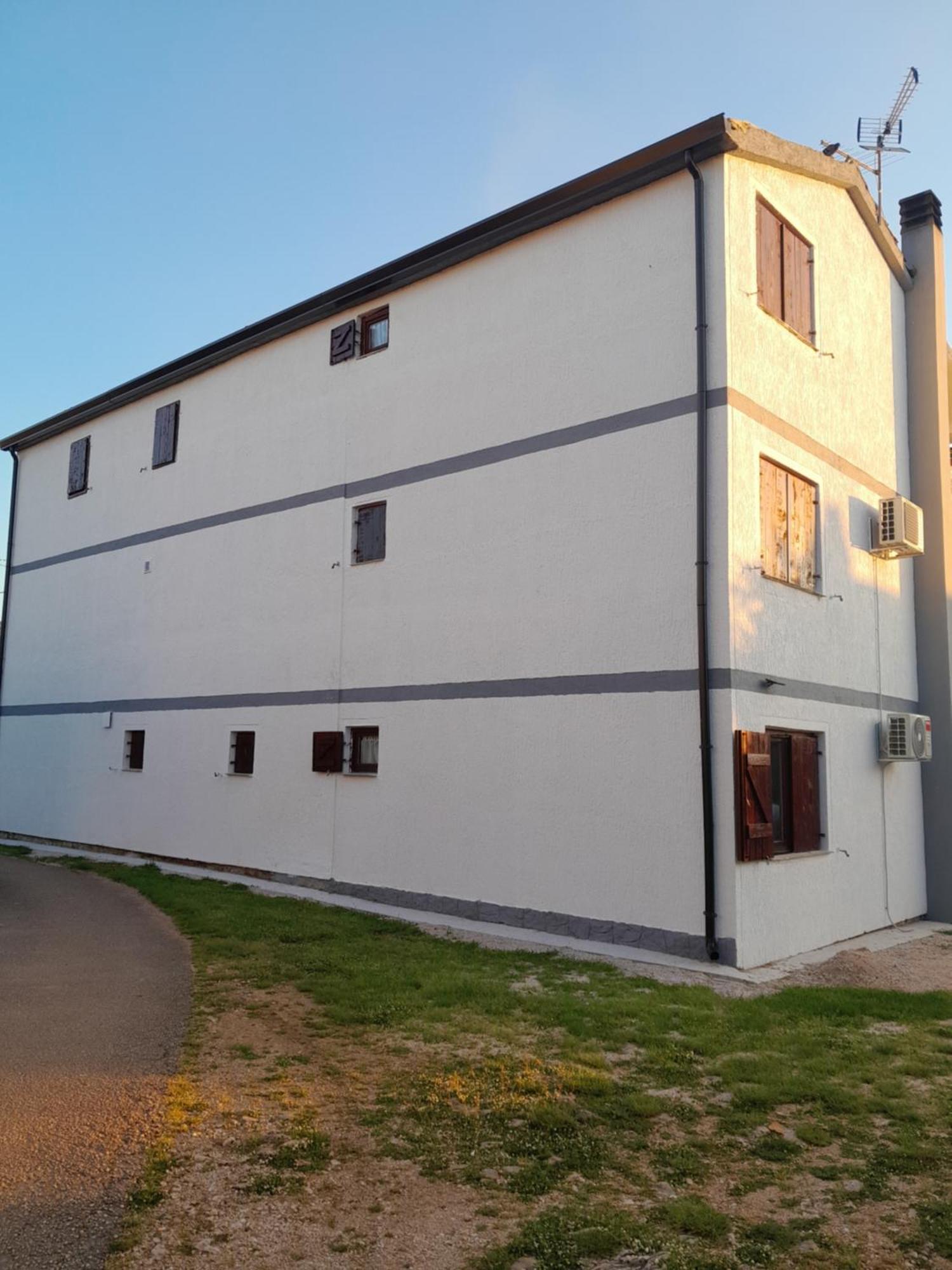 Apartman Nena Cepljani Bagian luar foto